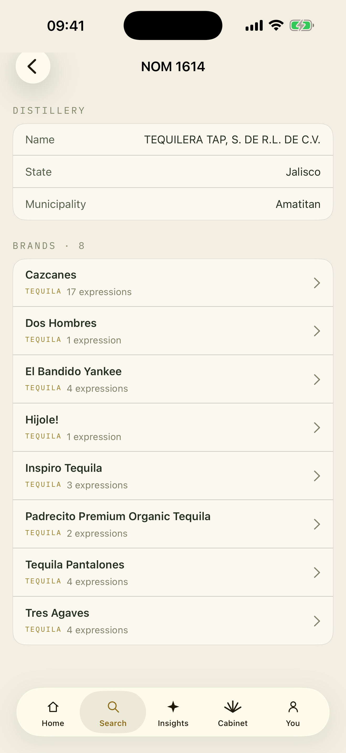 A NOM page in Tahona: the registered distillery, its state and municipality, and the brands bottled under that NOM.